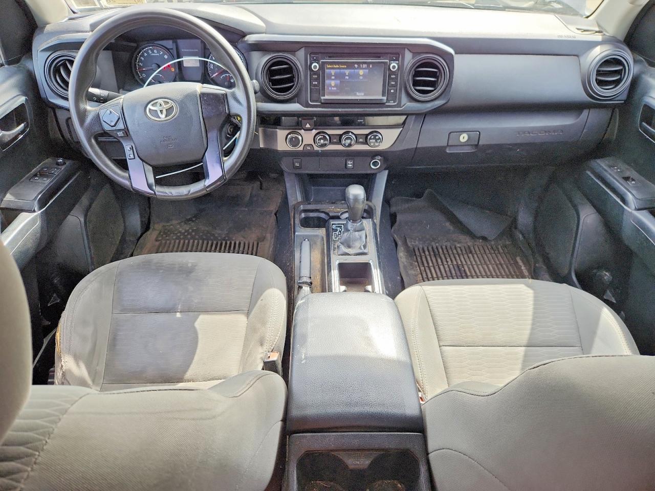 2017 TOYOTA TACOMA SR — Фото 8 из 12
