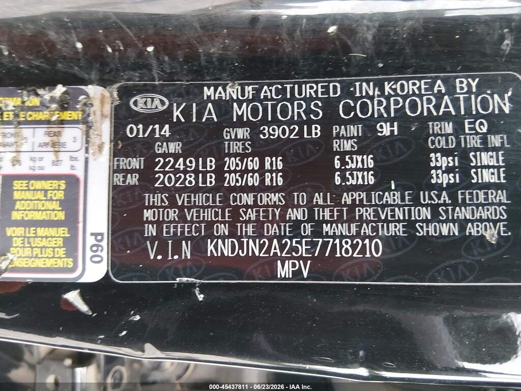 KNDJN2A25E7718210 2014 KIA SOUL photo no. 9