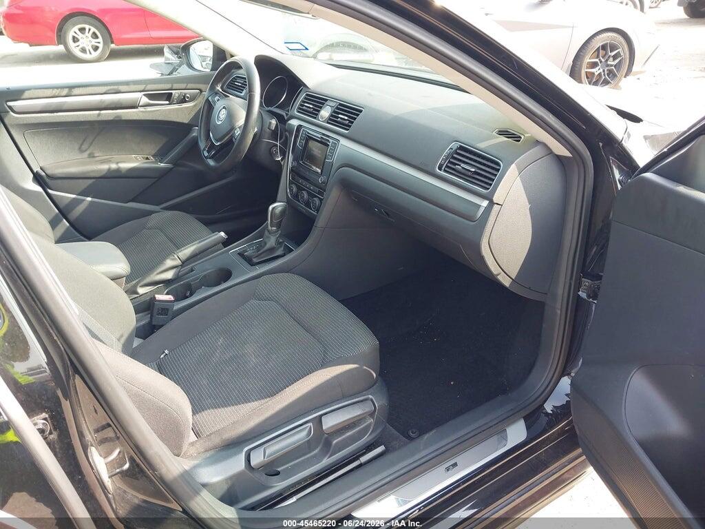 1VWAT7A3XGC045997 2016 VOLKSWAGEN PASSAT photo no. 5
