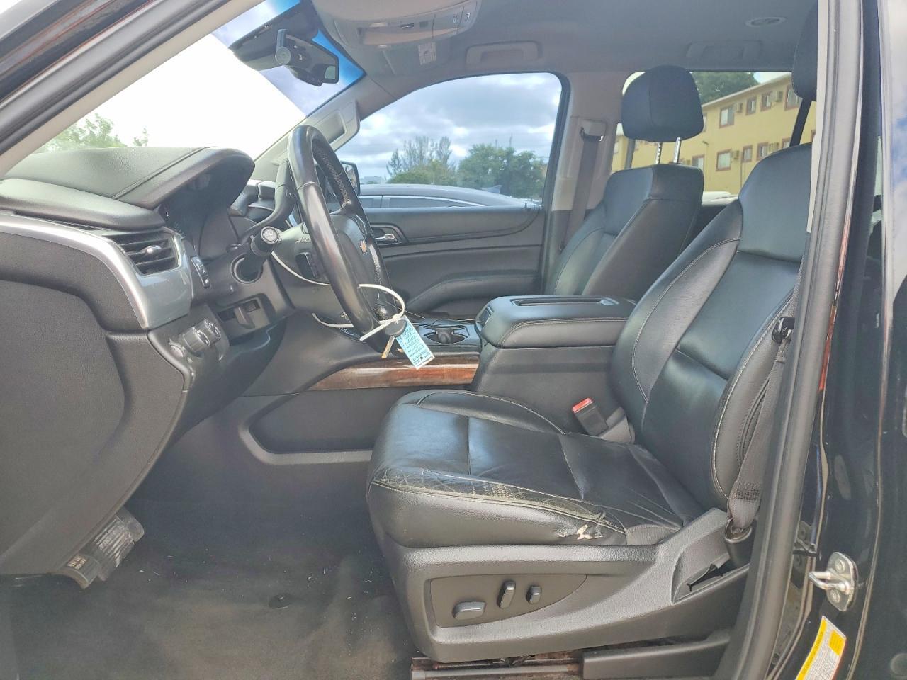 2018 CHEVROLET SUBURBAN K1500 LT — Фото 7 из 13