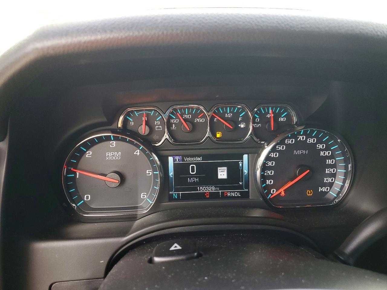 2018 CHEVROLET SUBURBAN K1500 LT — Фото 9 из 13