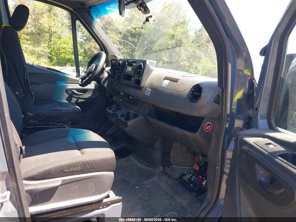 WD4PF0CD4KP054283 2019 MERCEDES-BENZ SPRINTER 2500 photo no. 5