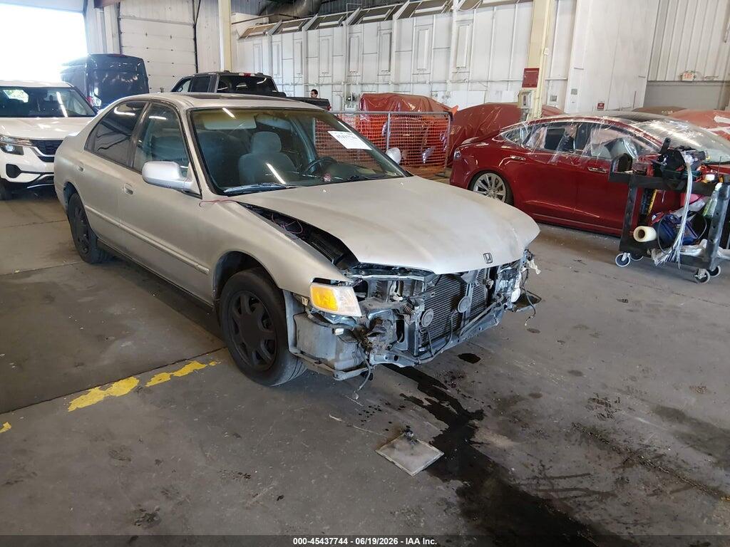 JHMCD565XRC094691 1994 HONDA ACCORD photo no. 1