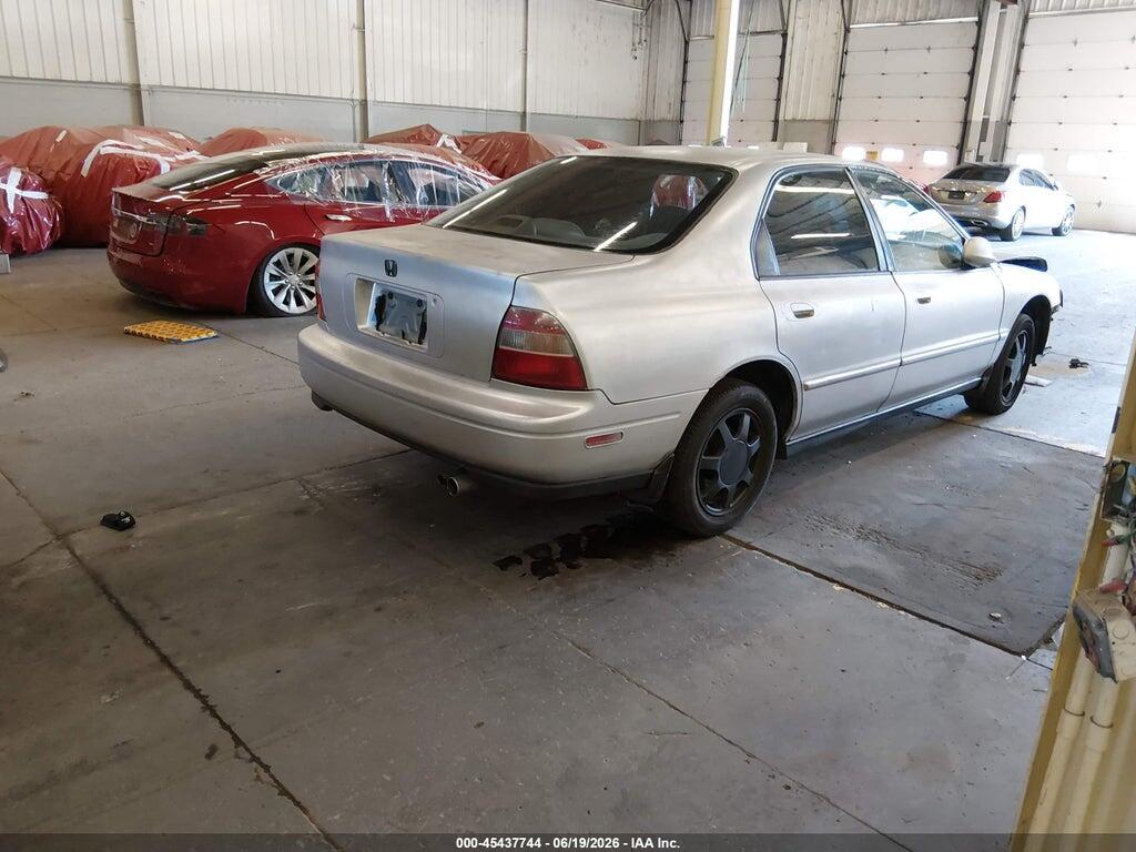 JHMCD565XRC094691 1994 HONDA ACCORD photo no. 4