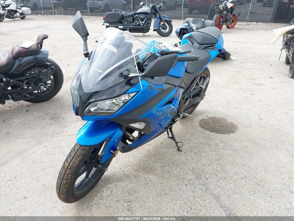 JKAEX8B18HDA33819 2017 KAWASAKI EX300 photo no. 2