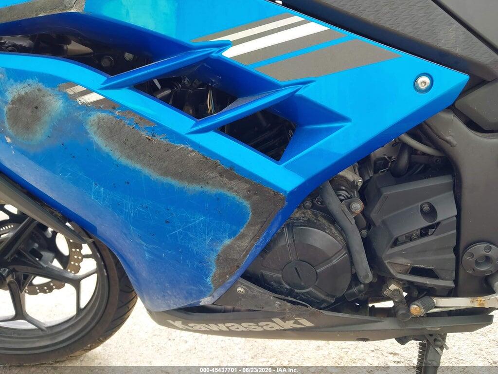 JKAEX8B18HDA33819 2017 KAWASAKI EX300 photo no. 9