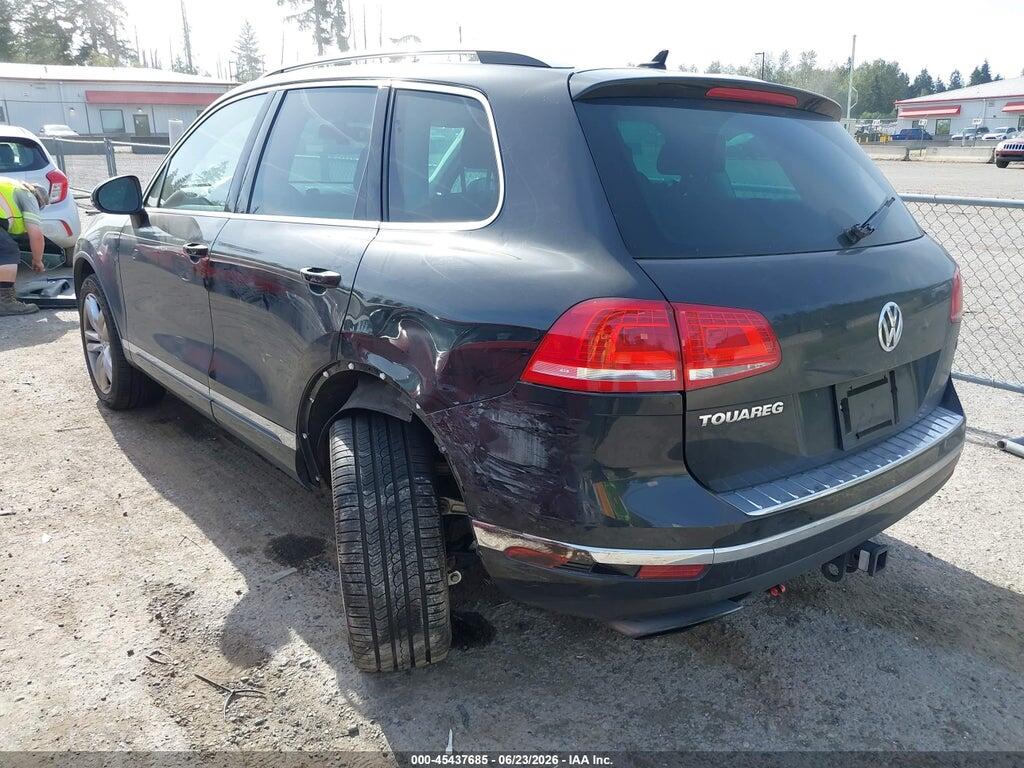 WVGEF9BP5GD006006 2016 VOLKSWAGEN TOUAREG photo no. 3