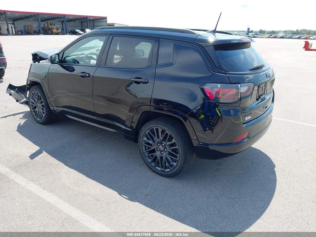 3C4NJDCB1NT164777 2022 JEEP COMPASS photo no. 3