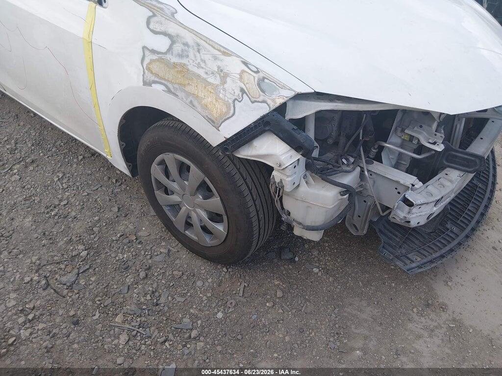 5YFBURHE6EP090107 2014 TOYOTA COROLLA photo no. 6