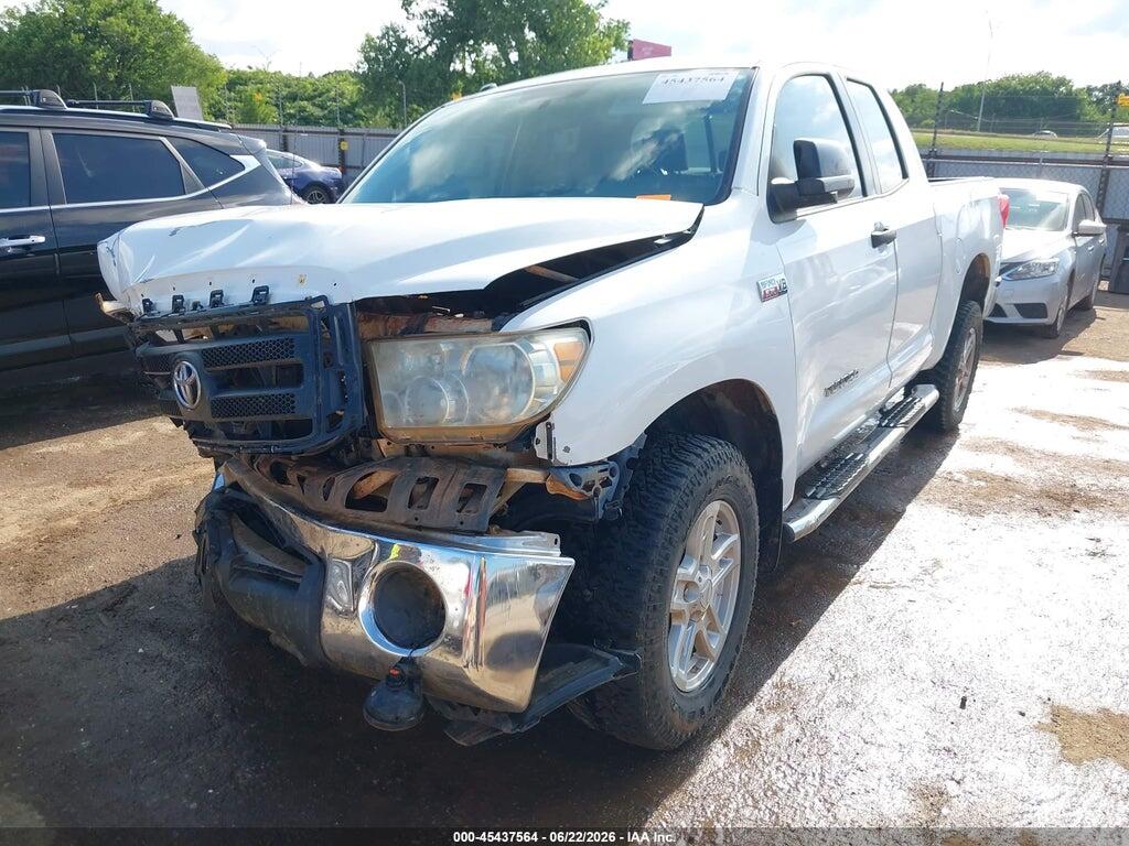 5TFUW5F19CX263175 2012 TOYOTA TUNDRA photo no. 2