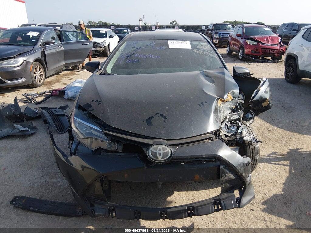 5YFBURHE9JP855952 2018 TOYOTA COROLLA photo no. 12