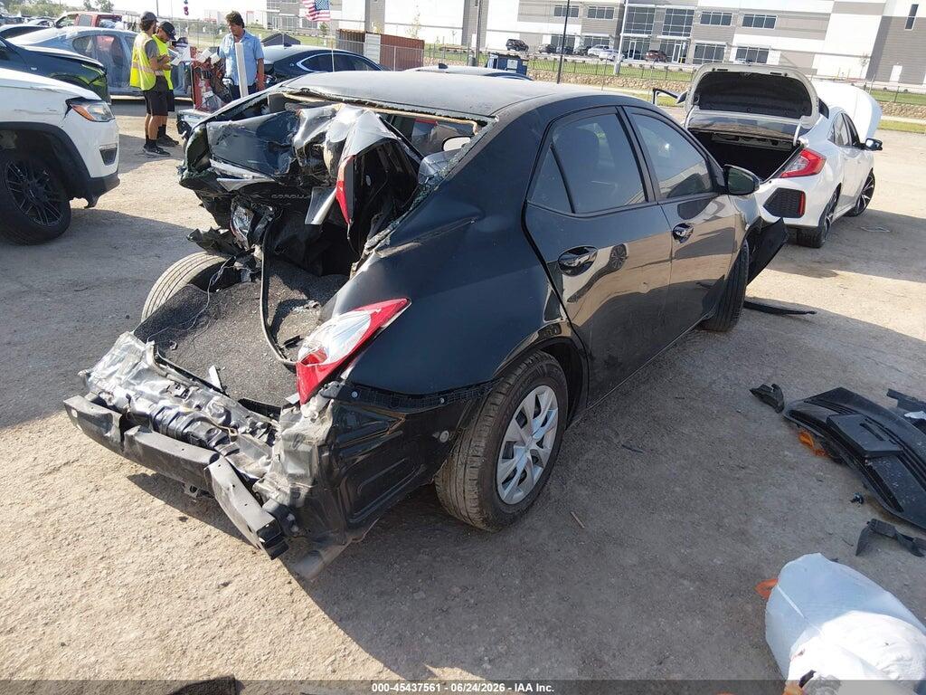 5YFBURHE9JP855952 2018 TOYOTA COROLLA photo no. 4