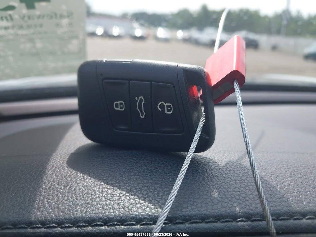 1V2CR2CA0JC569058 2018 VOLKSWAGEN ATLAS photo no. 11