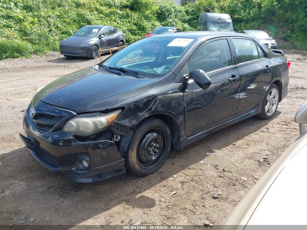 2T1BU4EE3DC070550 2013 TOYOTA COROLLA photo no. 2