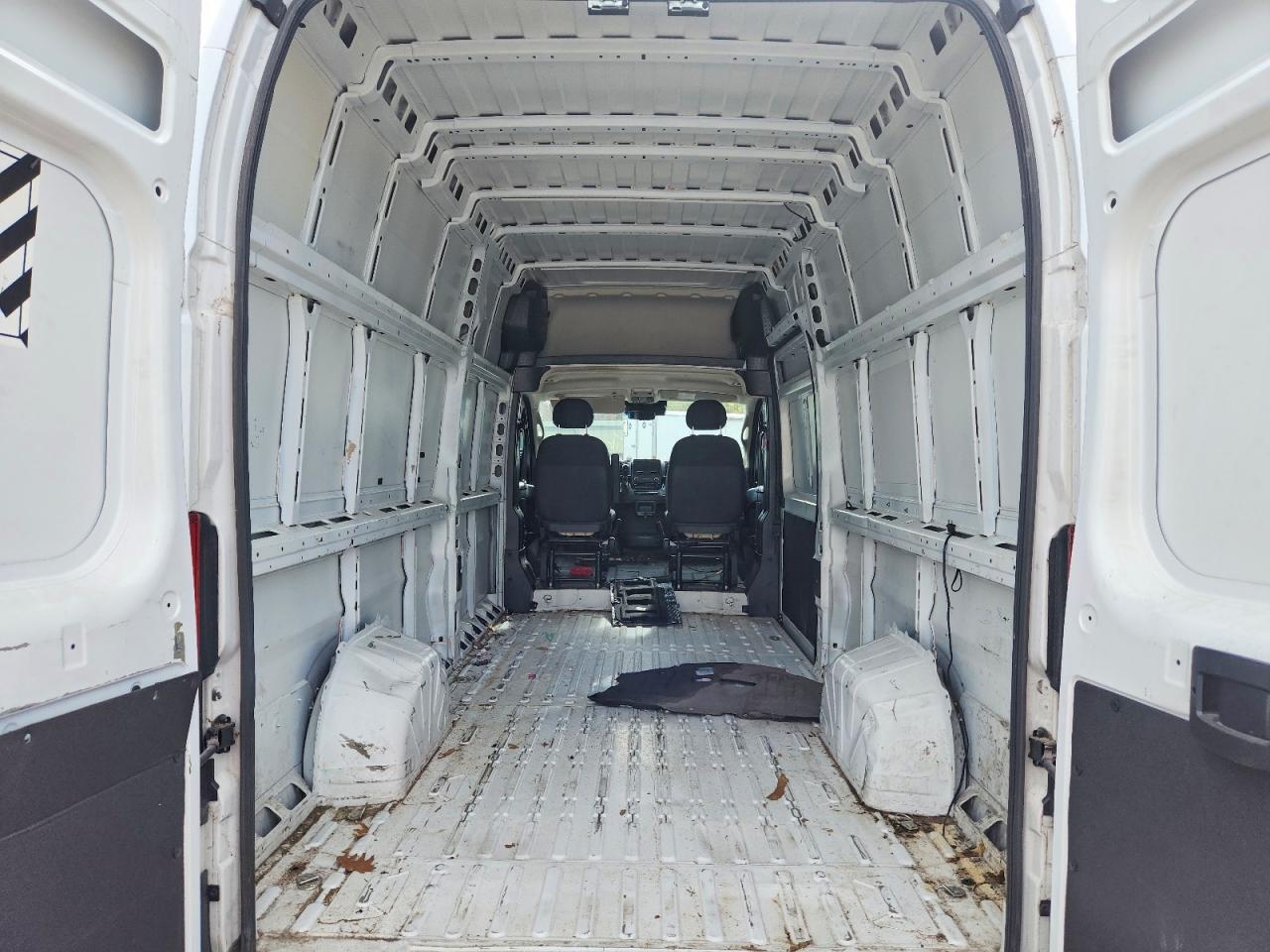 2023 RAM PROMASTER 3500 DELIVERY VAN — Фото 10 из 13