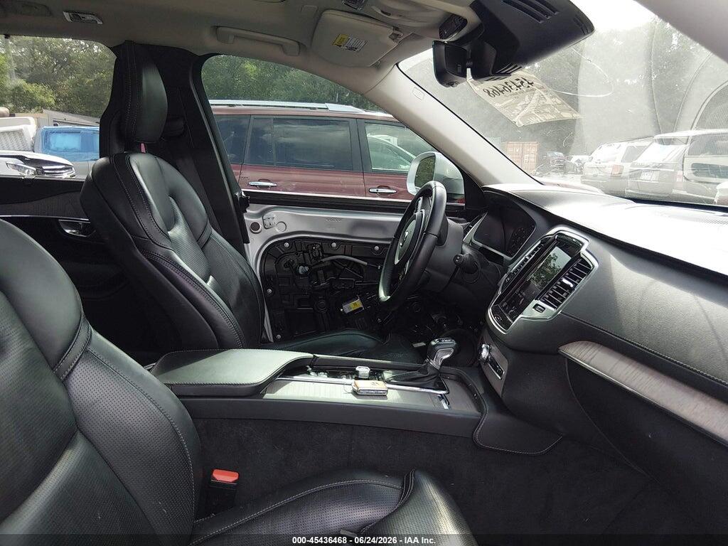 YV4A22PL0M1741739 2021 VOLVO XC90 photo no. 5