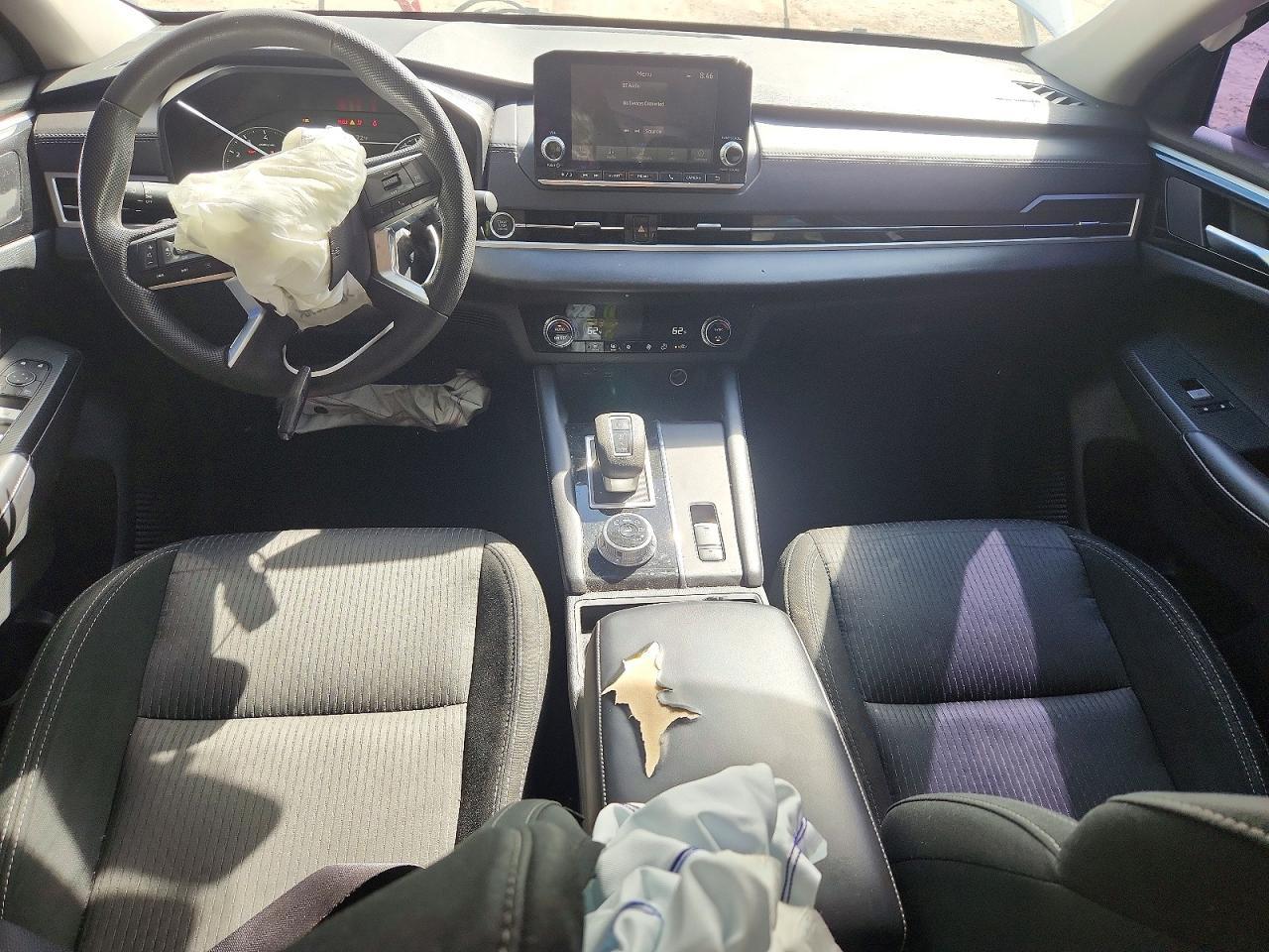 2024 MITSUBISHI OUTLANDER ES — Фото 8 из 14