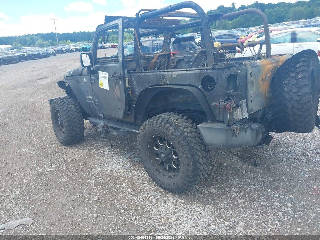 1C4AJWAG0GL324381 2016 JEEP WRANGLER photo no. 3
