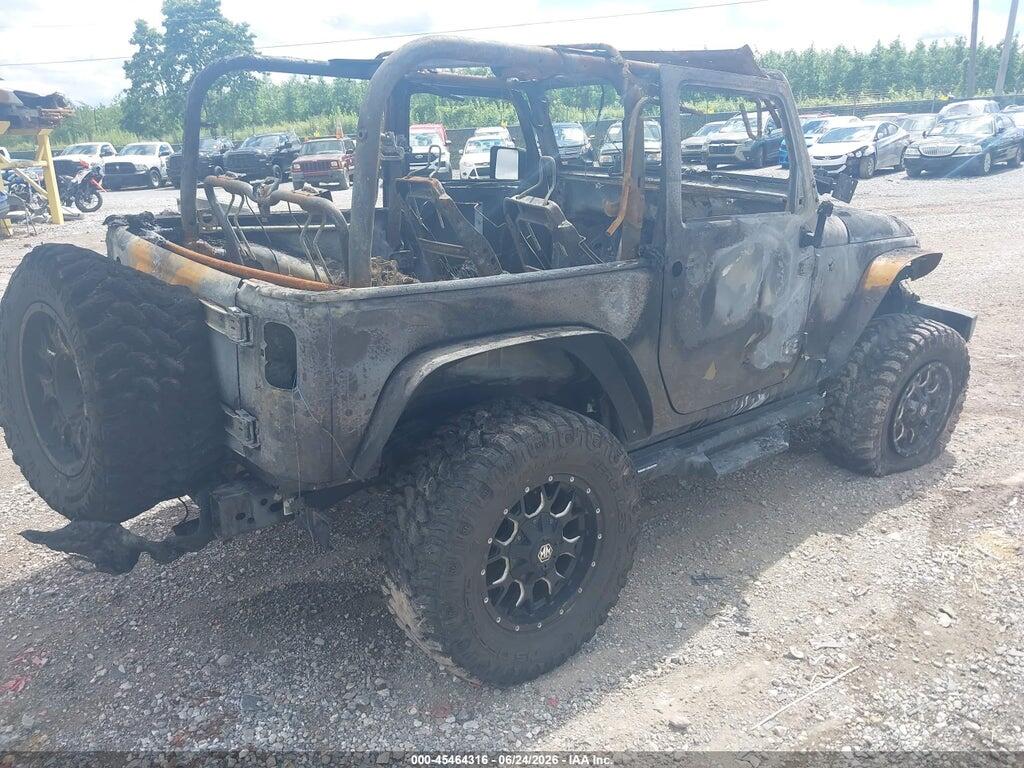 1C4AJWAG0GL324381 2016 JEEP WRANGLER photo no. 4