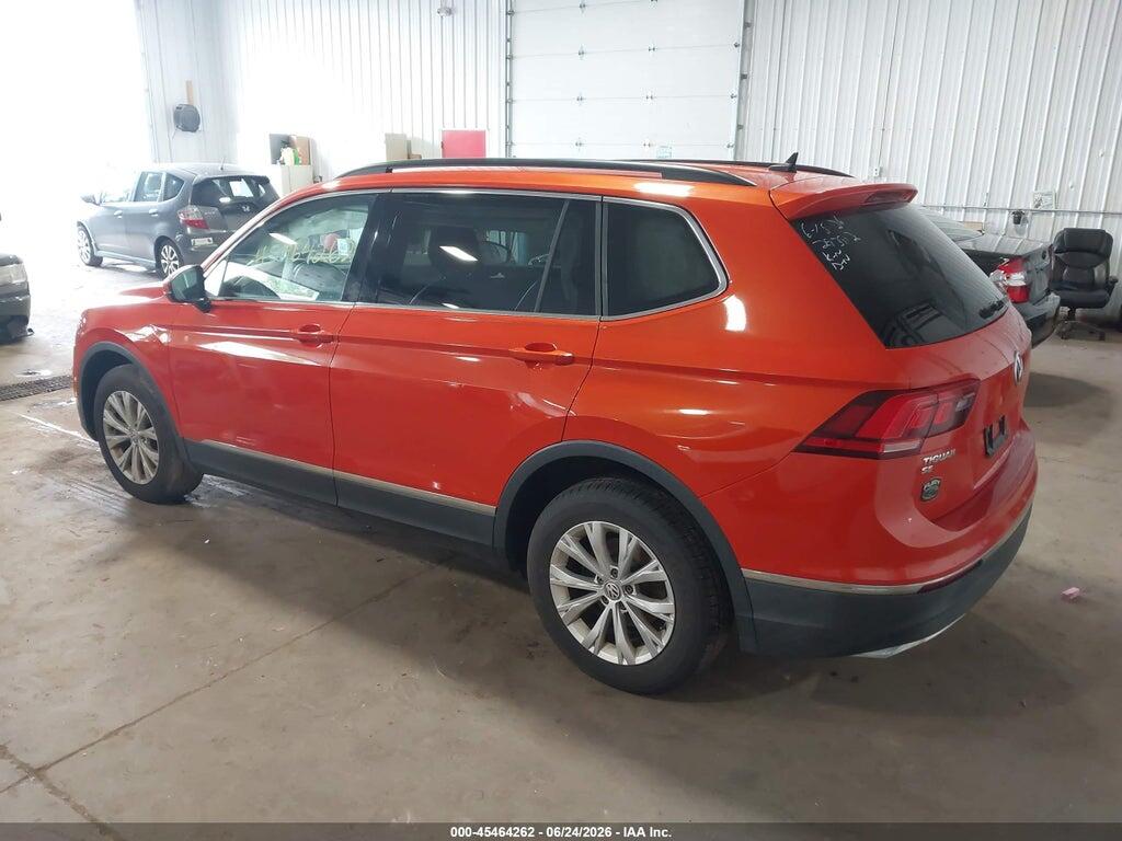 3VV3B7AX7JM074799 2018 VOLKSWAGEN TIGUAN photo no. 3