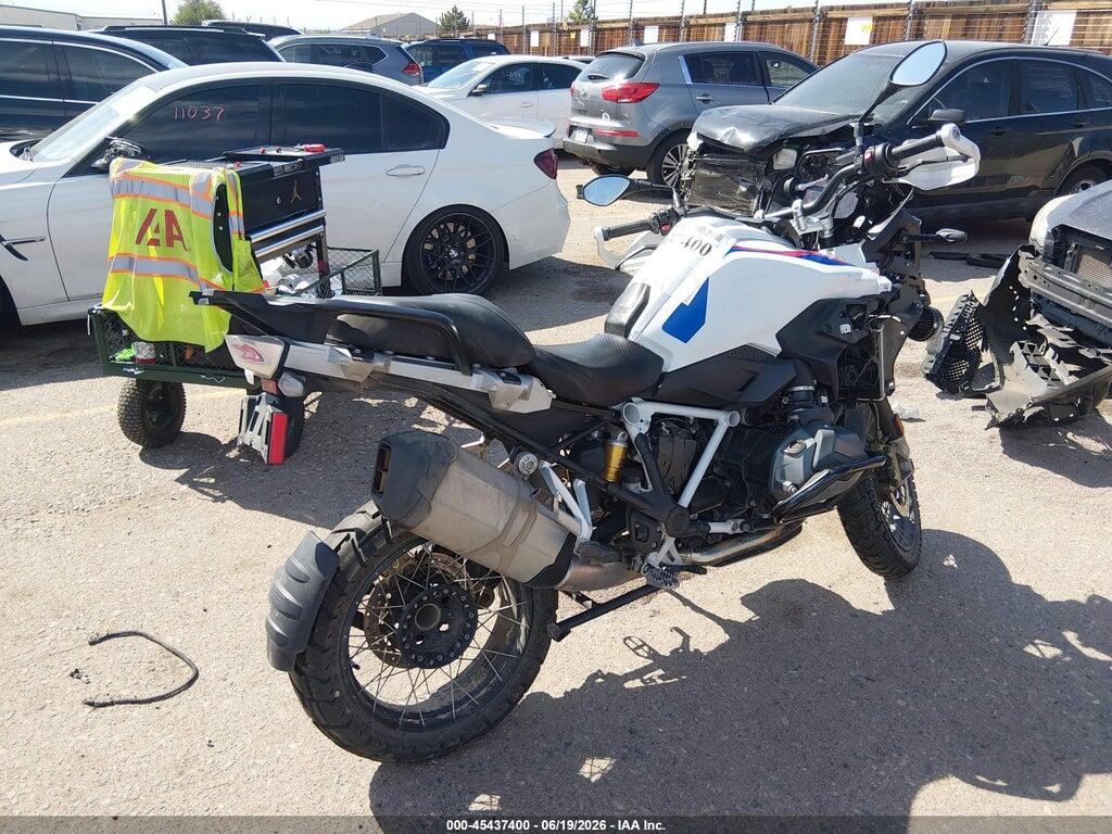 WB10M0307M6E33205 2021 BMW R 1250 photo no. 4