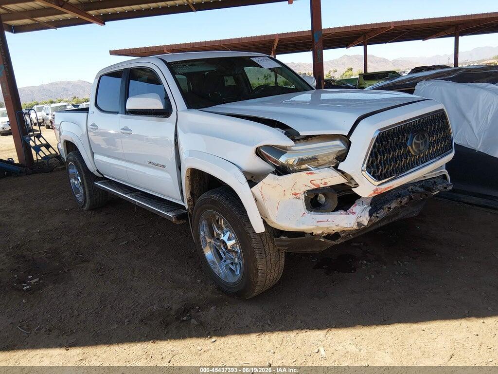 3TMAZ5CN8JM060525 2018 TOYOTA TACOMA photo no. 1