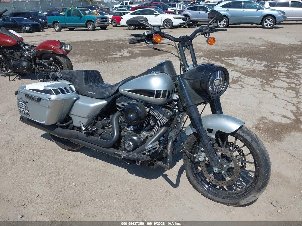 1HD1FRW15YY611970 2000 HARLEY-DAVIDSON FLHRCI photo no. 1