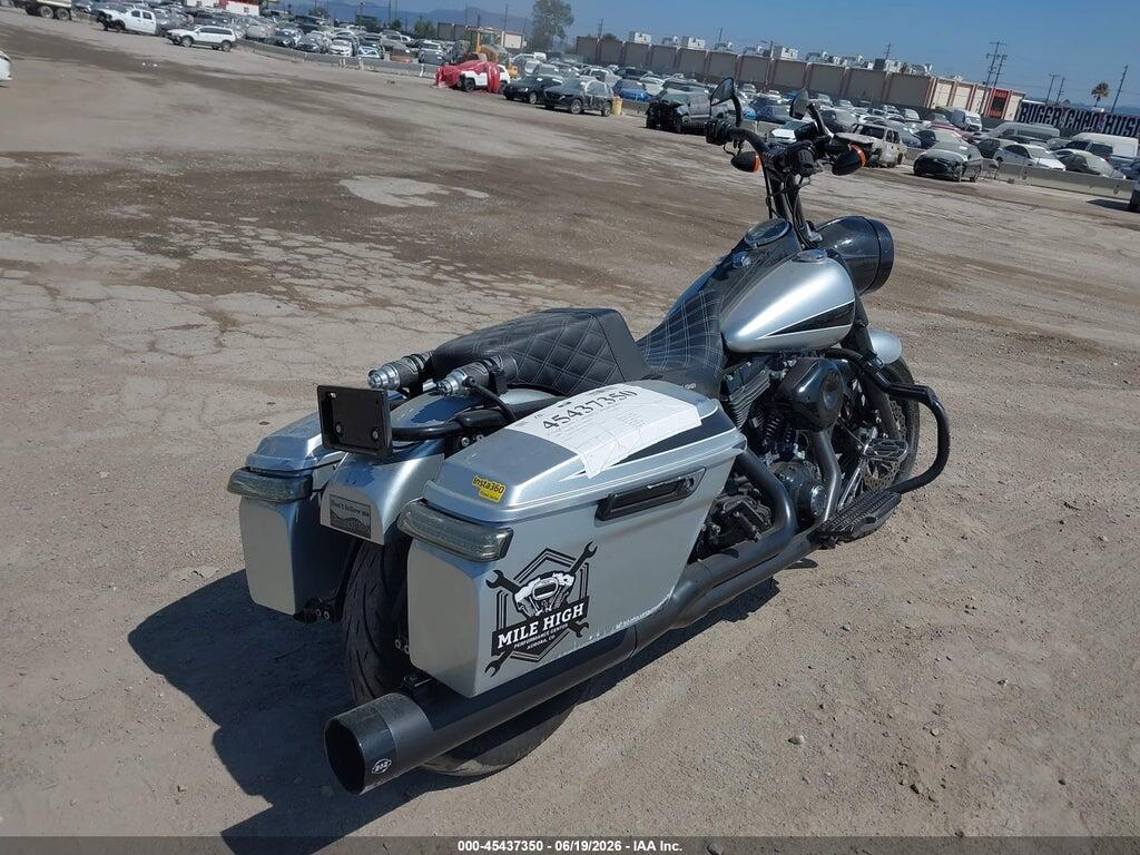 1HD1FRW15YY611970 2000 HARLEY-DAVIDSON FLHRCI photo no. 4