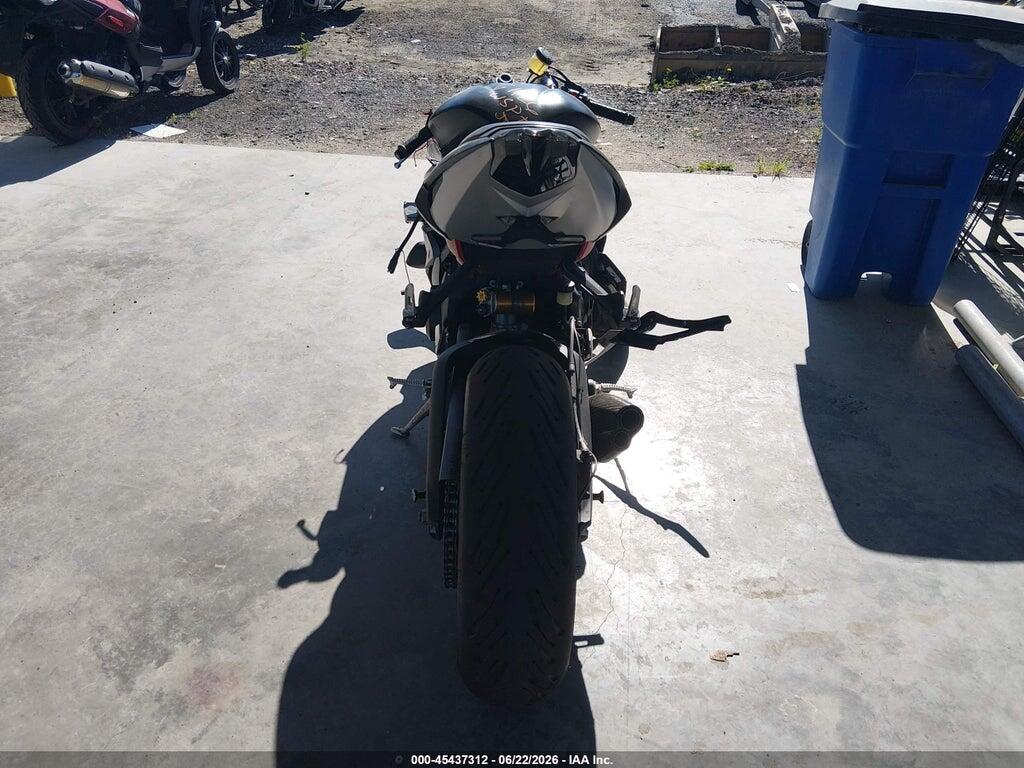 SMTA02YK4FJ685002 2015 TRIUMPH MOTORCYCLE DAYTONA 675R photo no. 6