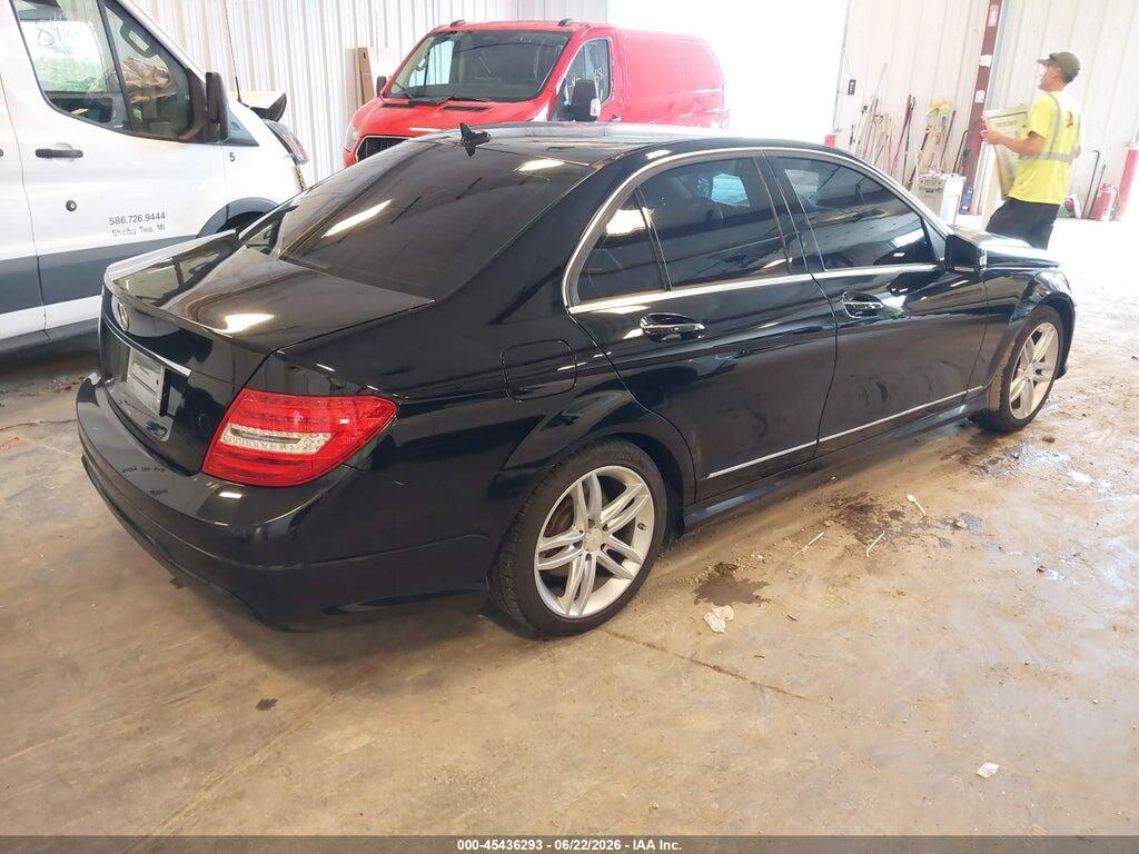 WDDGF4HB2ER310542 2014 MERCEDES-BENZ C 250 photo no. 4