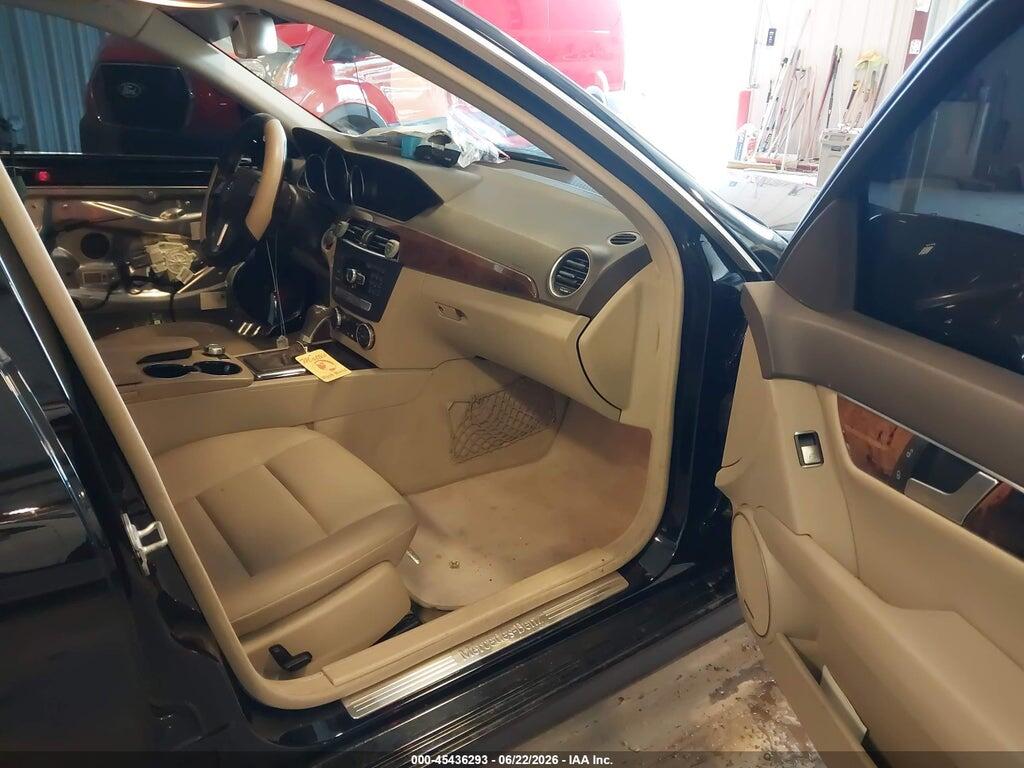 WDDGF4HB2ER310542 2014 MERCEDES-BENZ C 250 photo no. 5