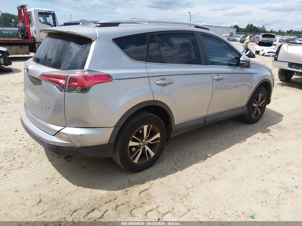 2T3WFREV6JW470743 2018 TOYOTA RAV4 photo no. 4