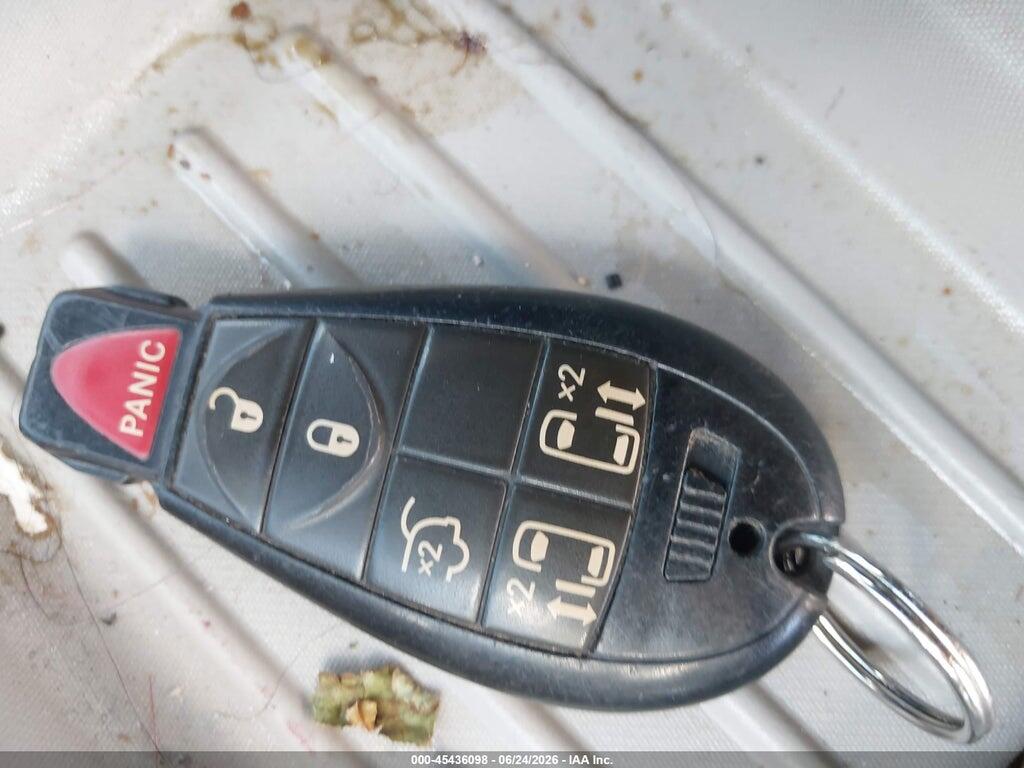 2C4RC1BG9GR267555 2016 CHRYSLER TOWN & COUNTRY photo no. 11