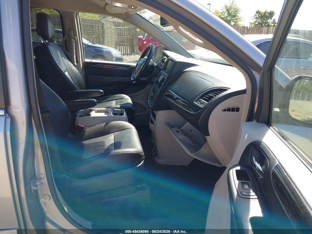 2C4RC1BG9GR267555 2016 CHRYSLER TOWN & COUNTRY photo no. 5