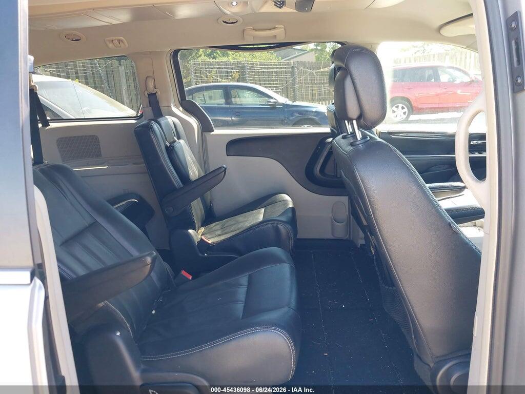2C4RC1BG9GR267555 2016 CHRYSLER TOWN & COUNTRY photo no. 8