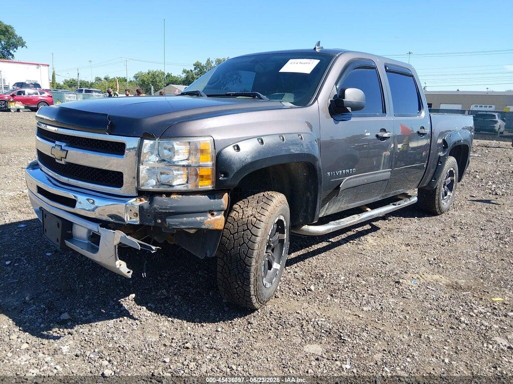 3GCPKSE36BG320428 2011 CHEVROLET SILVERADO 1500 photo no. 2