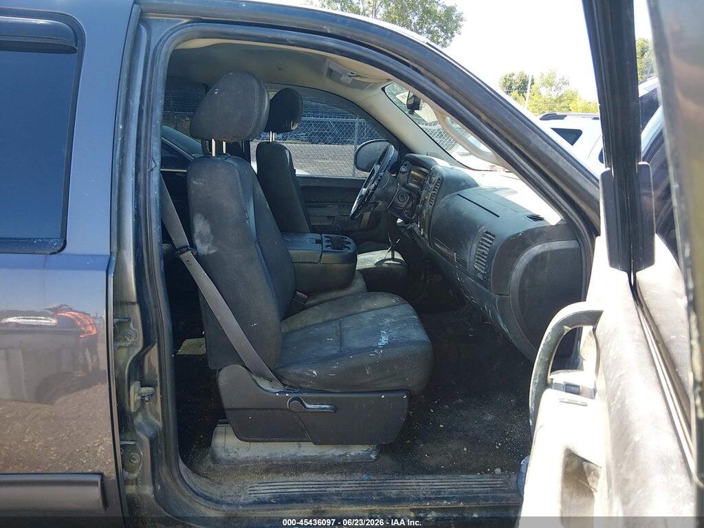 3GCPKSE36BG320428 2011 CHEVROLET SILVERADO 1500 photo no. 5