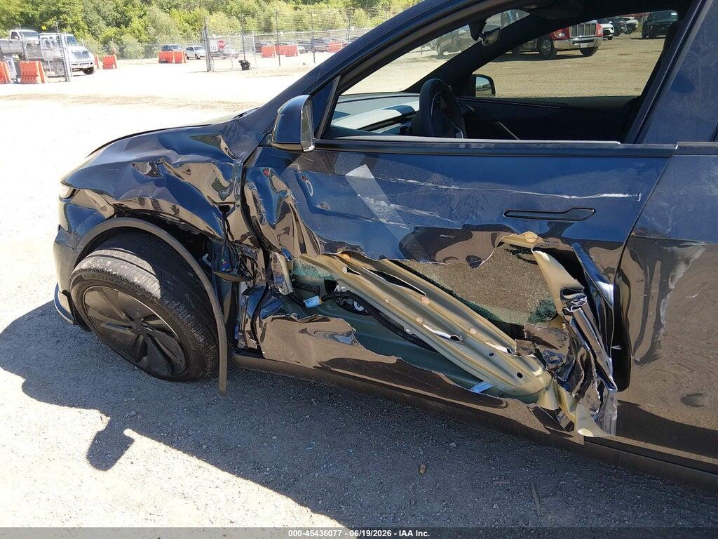 7SAYGDED4TF618674 2026 TESLA MODEL Y photo no. 6