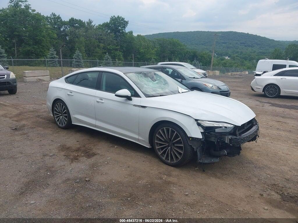 WAUCBCF55NA028080 2022 AUDI A5 SPORTBACK photo no. 1
