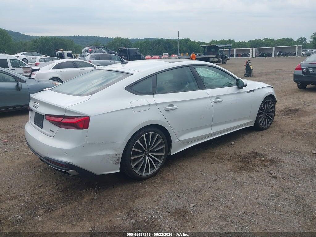 WAUCBCF55NA028080 2022 AUDI A5 SPORTBACK photo no. 4