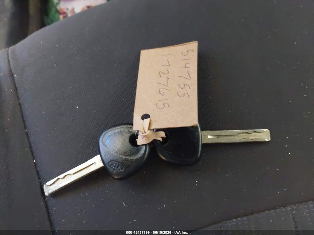 KNADM4A32G6572696 2016 KIA RIO photo no. 11