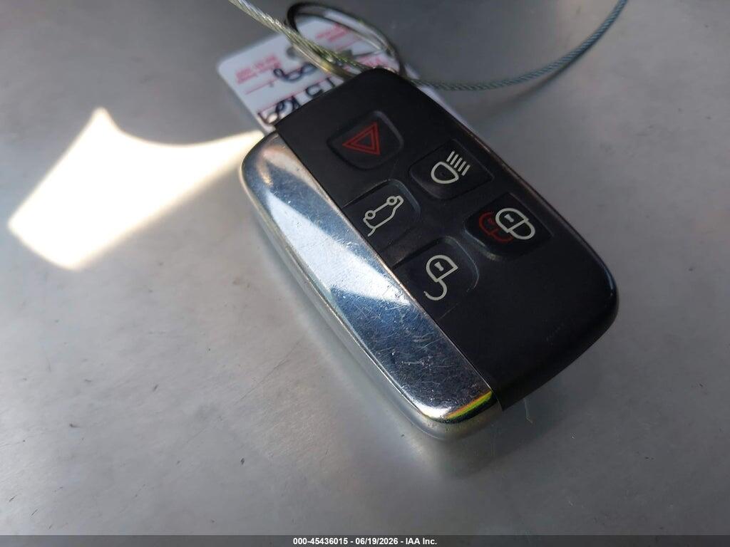 SALYB2RX7JA773769 2018 LAND ROVER RANGE ROVER VELAR photo no. 11