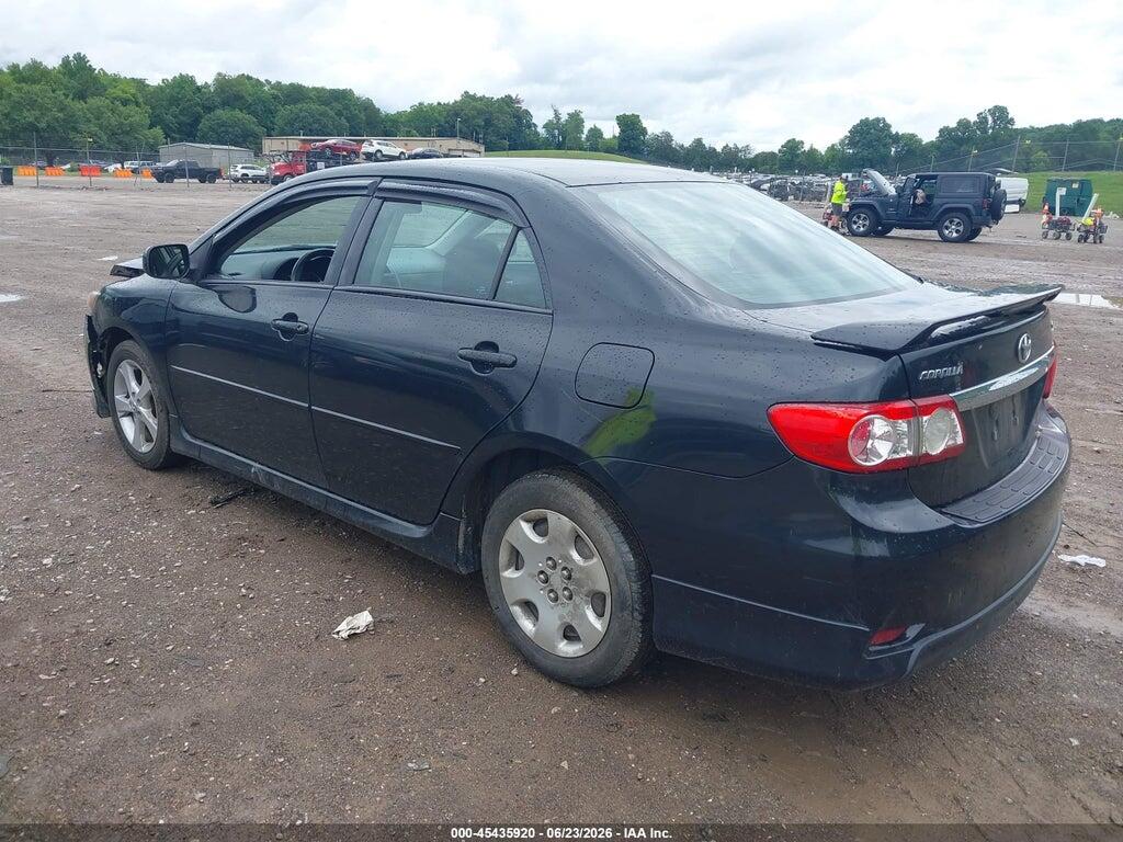2T1BU4EE8DC120827 2013 TOYOTA COROLLA photo no. 3