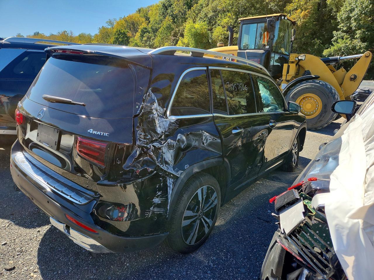 2024 MERCEDES-BENZ GLS 450 4MATIC — Фото 3 из 13