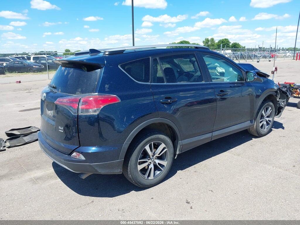 2T3RFREV2HW648395 2017 TOYOTA RAV4 photo no. 4