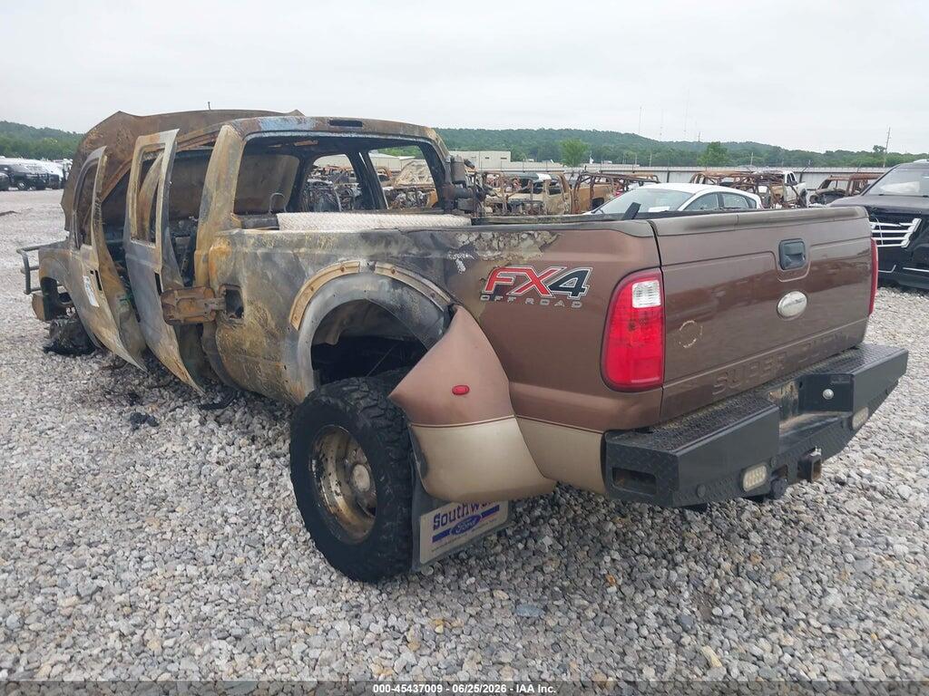 1FT8W4DT3CEB49359 2012 FORD SUPER DUTY F-450 DRW photo no. 3