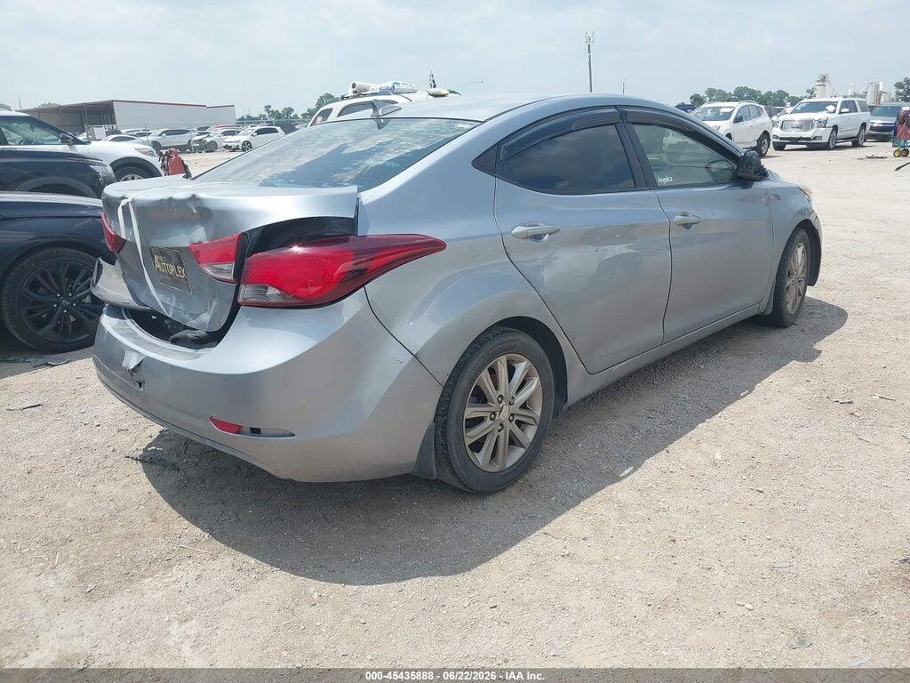5NPDH4AE3FH599774 2015 HYUNDAI ELANTRA photo no. 4