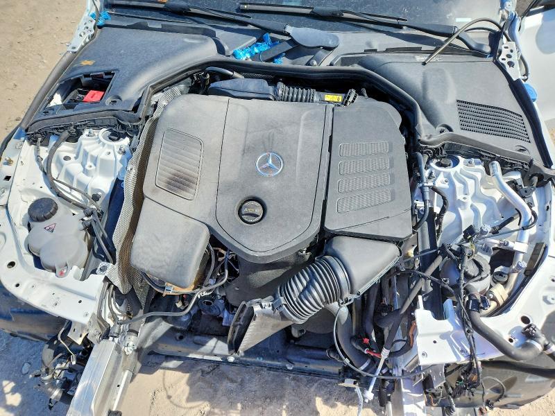 2024 MERCEDES-BENZ C 300 — Фото 11 из 13