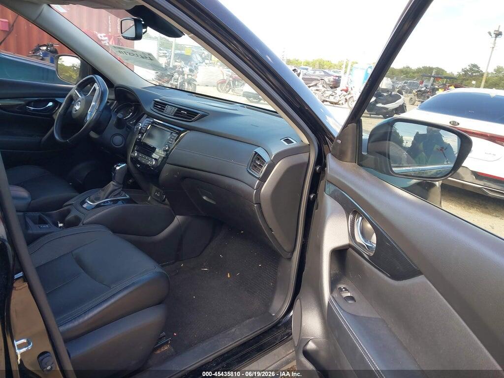 JN8AT2MVXJW309264 2018 NISSAN ROGUE photo no. 5