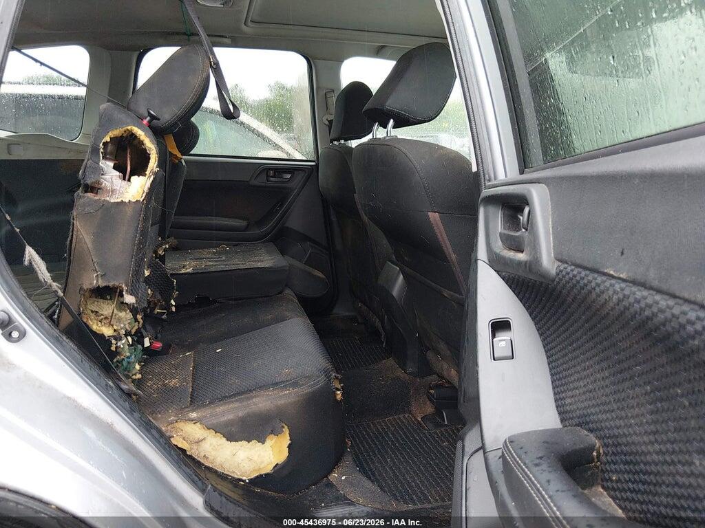 JF2SJAEC9JH577595 2018 SUBARU FORESTER photo no. 8